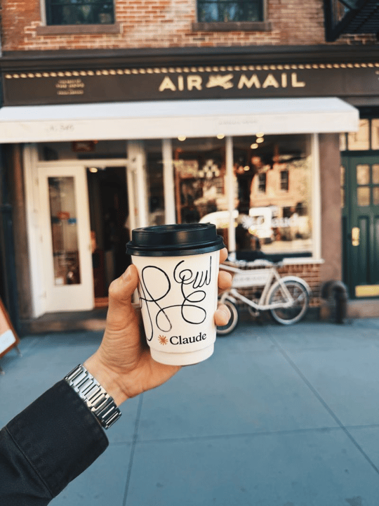 AI market leans into influencer marketing and experiential pop-ups